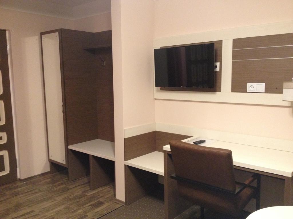 Motelis Bu-Bu Pļaviņas Extérieur photo